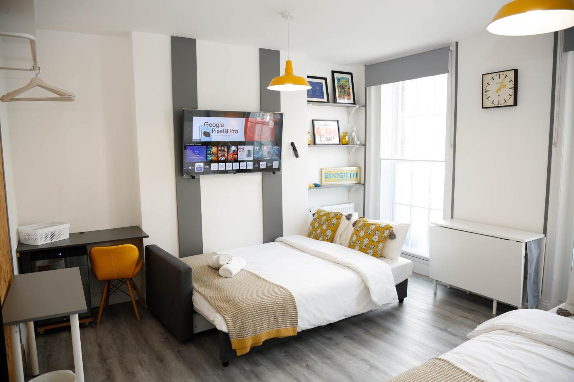 Luxury Rooms In Camden Town Near Shops, Cafes, Bars & Metro With Shared Bathrooms ロンドン エクステリア 写真