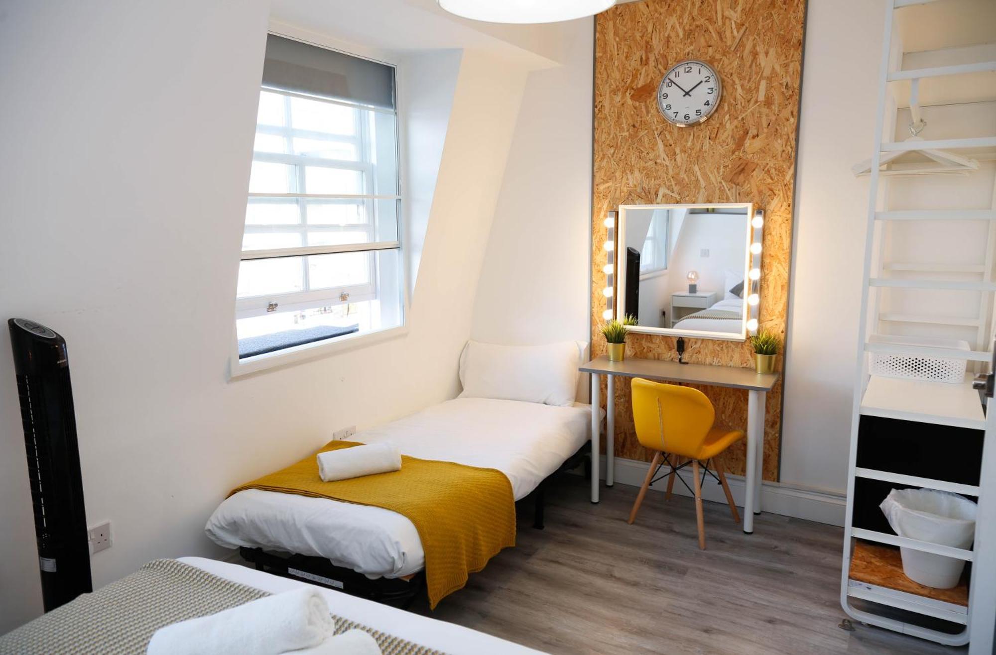 Luxury Rooms In Camden Town Near Shops, Cafes, Bars & Metro With Shared Bathrooms ロンドン エクステリア 写真