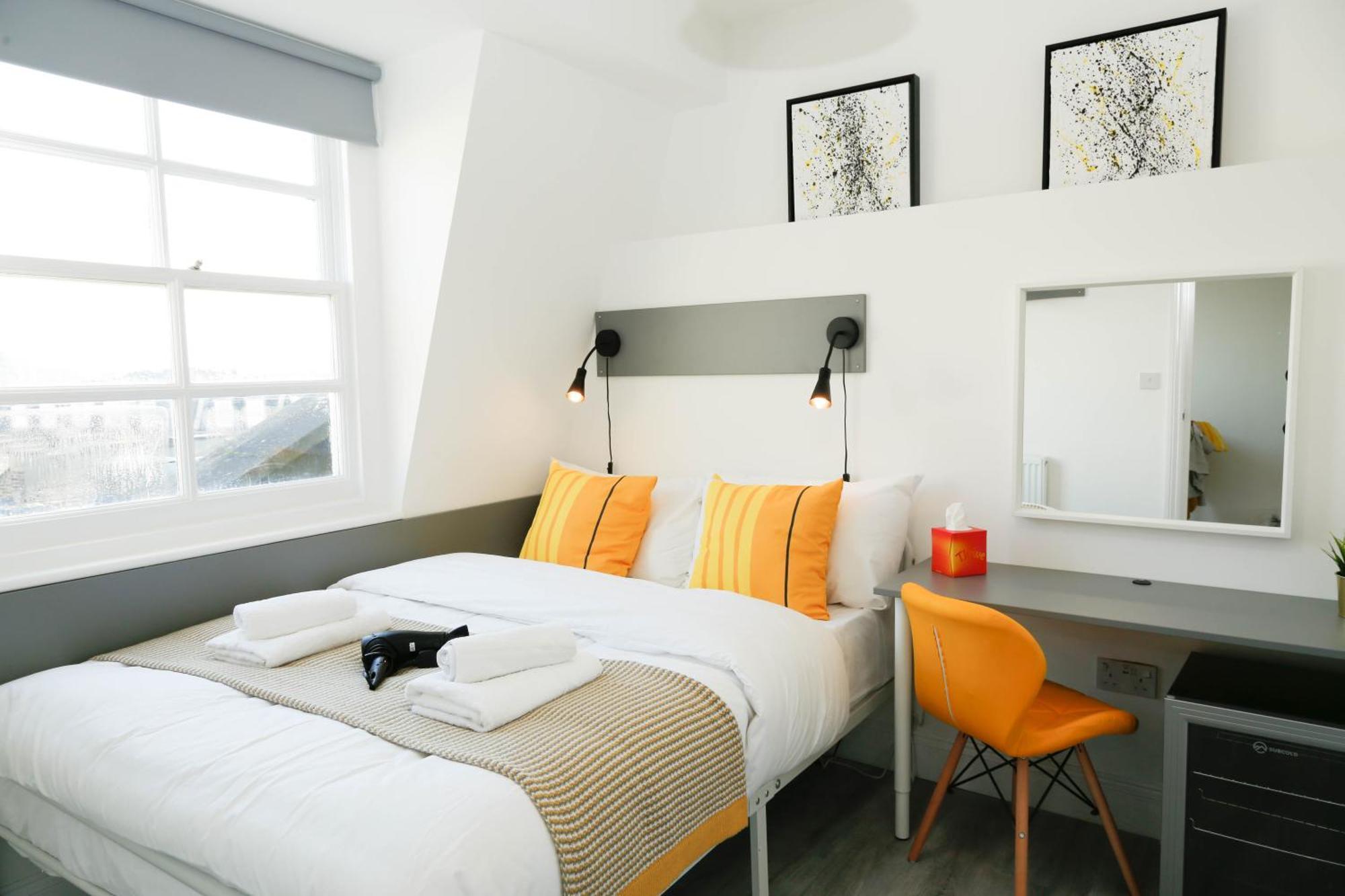 Luxury Rooms In Camden Town Near Shops, Cafes, Bars & Metro With Shared Bathrooms ロンドン エクステリア 写真